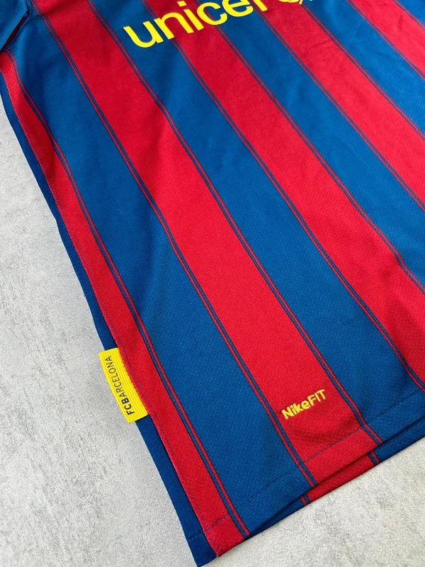 Maillot FC Barcelone Nike football Saison 2009-2010 taille XL Enfant — Étiquette intérieure